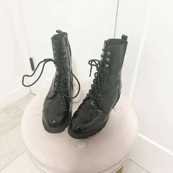 Donald Pliner Black Patent Leather Camren Combat Boots Size 10 - Picture 1 of 9